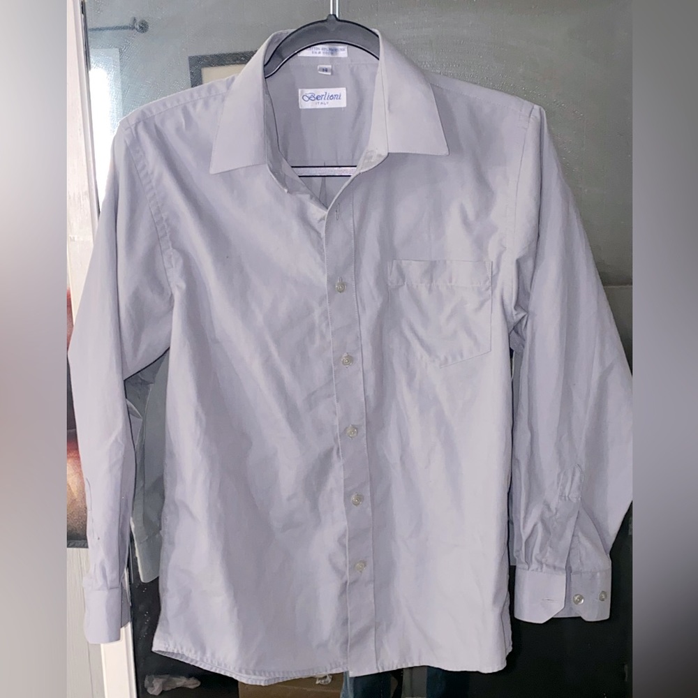 2/$20 Berlioni Italy Boys size 14 Gray button down shirt